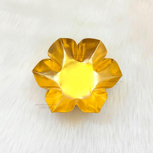 6 Leaf Flower Metal Urli Bowl for Candle Making